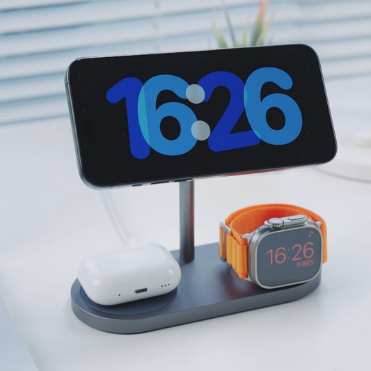 Magnetic Three-in-one Fast Charging Qi2 15W wireless doc